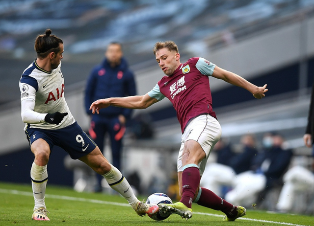 铜梁龙选帅举棋不定！张外龙或绝迹中超江湖，谢晖带队一年游？刘建业或逆袭