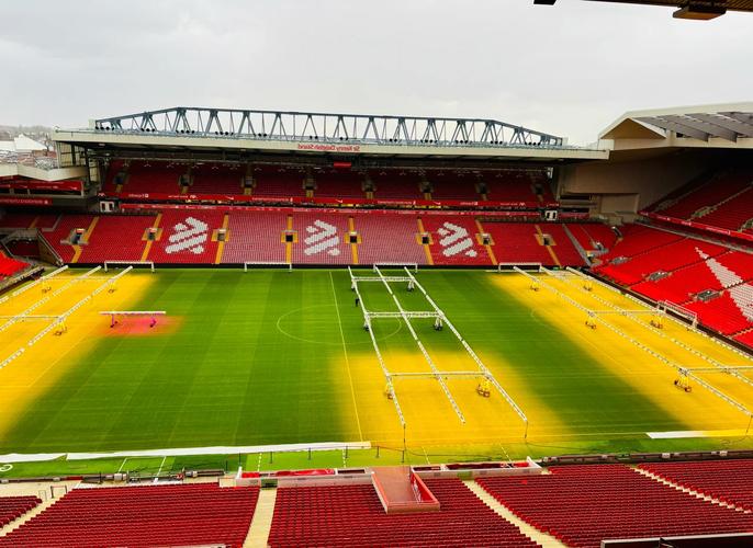 吴曦：在场上不知道其他场次的结果，现在只有做好自己（吴曦：赛场上不关心别处比分，关键是做好自己）