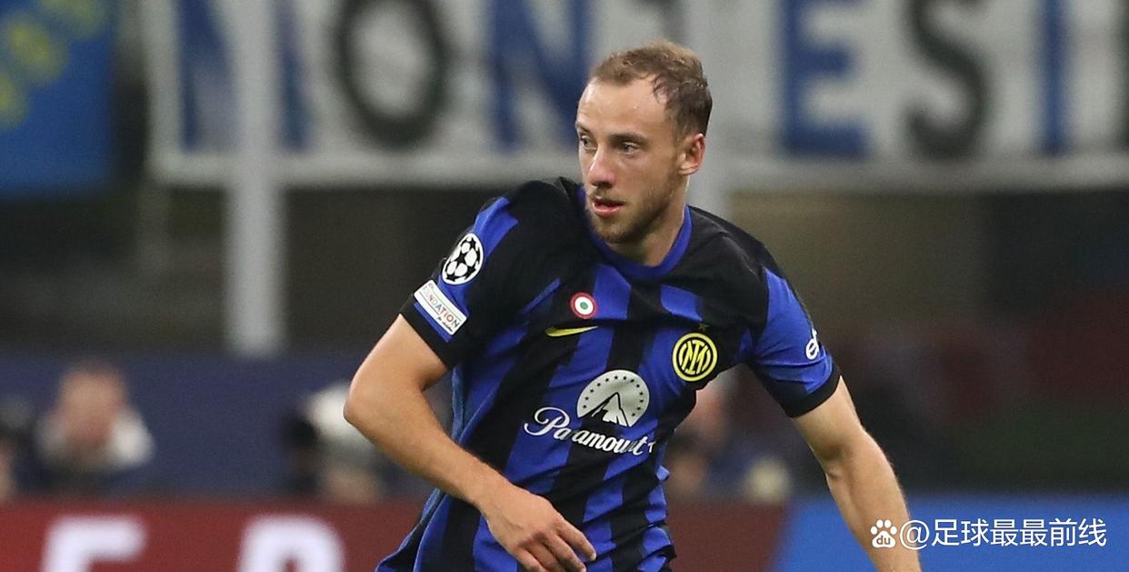 韩K联半场：门将失误朱基奇收空门大礼，济州暂0-1安养