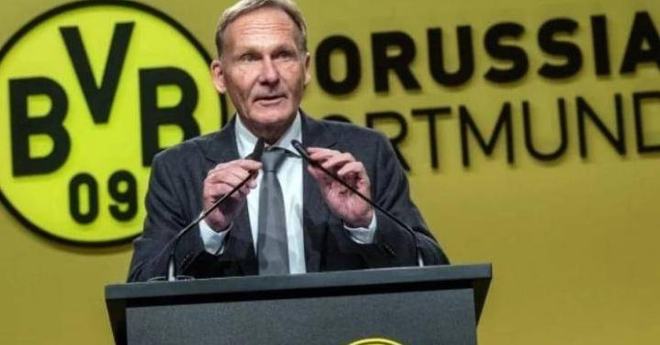 塔：没有谁能阻止卡尔入选德国队，希望在世界杯上有所作为（塔：卡尔入选德国队势在必行，盼在世界杯大展身手）