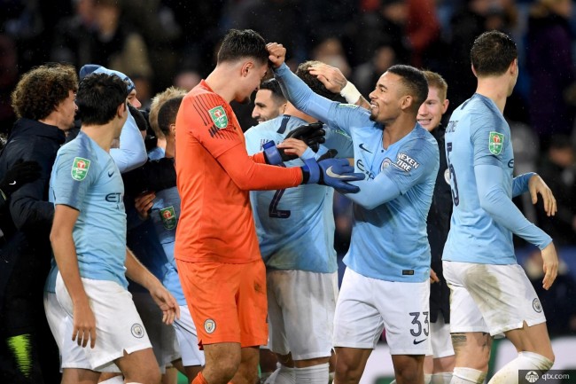 篮球CBA球队启用新训练馆，设备全面升级